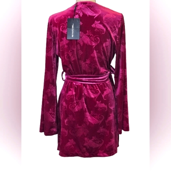 PrettyLittleThing Hot Pink Embossed Velvet Tie Bodycon Wrap Dress,Size6,NWT - Picture 14 of 16